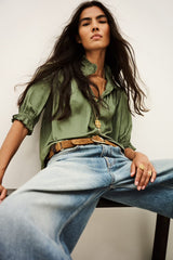 CAMILA stand-up collar shirt