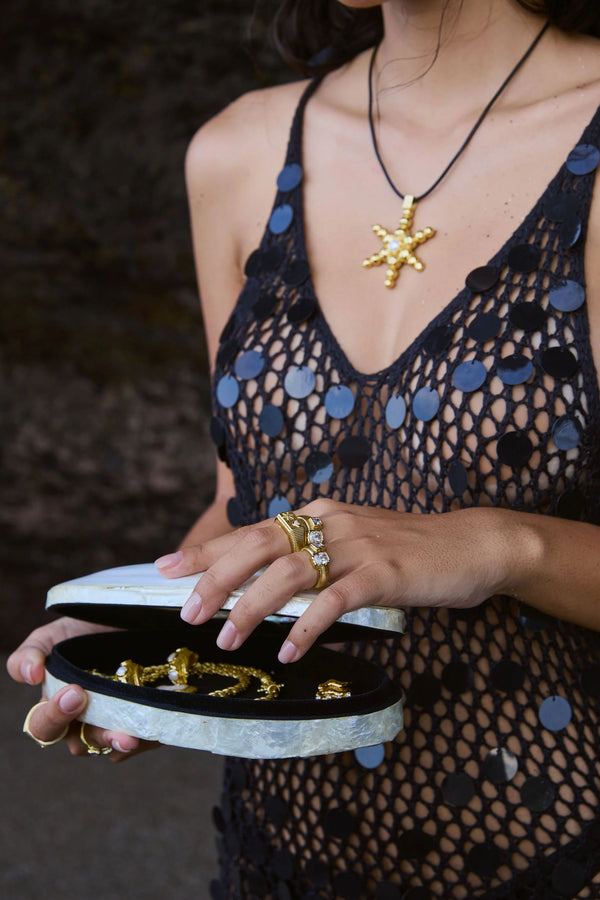 NIKA Ring | Gold