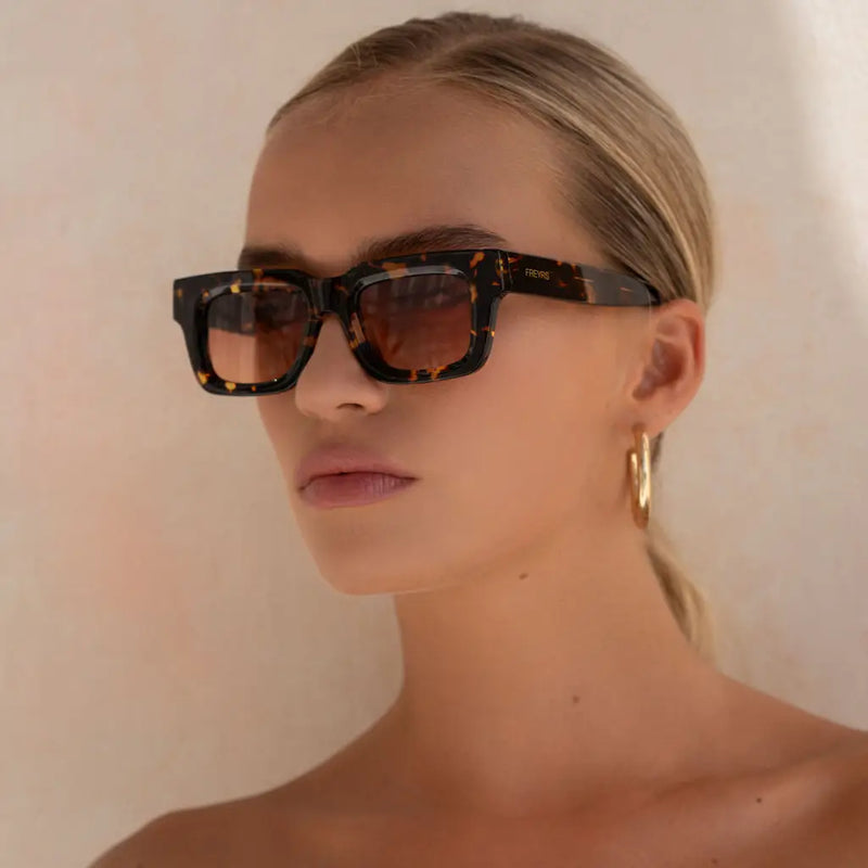 Thomas Unisex Rectangular Sunglasses - Tortoise / Pink