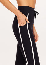 Sol 25IN Midi Pant - Black