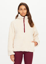 HARLOW FLEECE PULLOVER - MACADAMIA