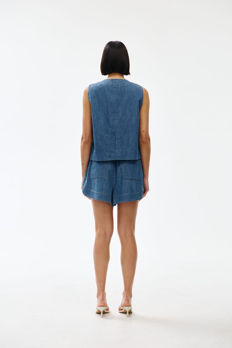 Camille Vest
