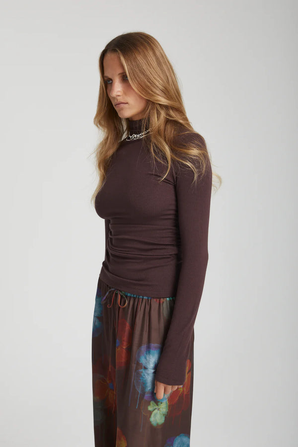 RUCHED SKIVVY - CHESTNUT